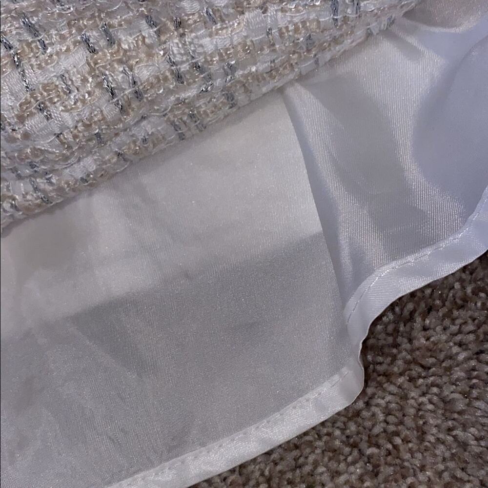 Aqua cream thick women shorts - Picture 9 of 10